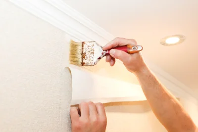 Pose de papier peint à Chantilly — revêtements muraux et toiles de verre